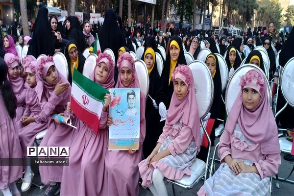 اجتماع بزرگ مدافعان حریم خانواده در کرمانشاه