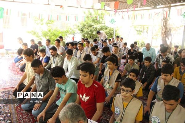 برگزاری نماز جماعت در اردوهای استانی یاورمربیان  شهرستان های استان تهران