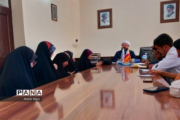 نشست مشاورین دانش آموزی نماینده ترشیز