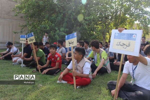 برگزاری مسابقه طناب کشی در اردوهای استانی یاورمربیان سازمان دانش‌آموزی شهرستان‌های استان تهران