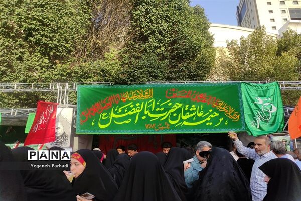 برگزاری اجتماع بزرگ و باشکوه مردمی مدافعان حریم خانواده در میدان بسیج