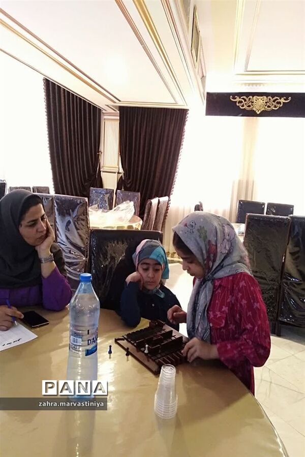 کسب ۴ رتبه استانی در مسابقات بازی‌های فکری توسط دانش‌آموزان مروستی
