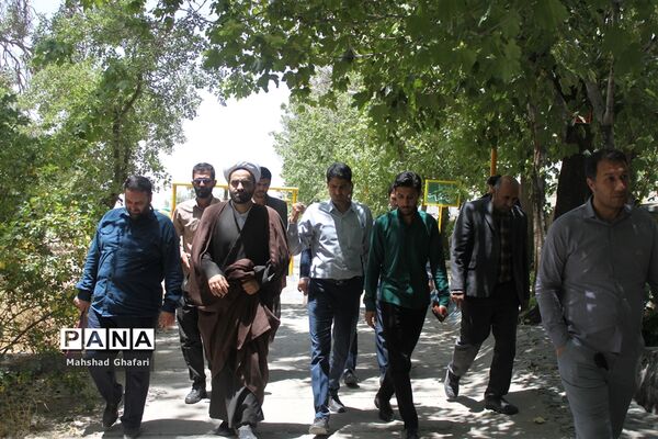 بازدید میدانی مدیرکل فرهنگی و هنری وزارت آموزش و پرورش از اردوگاه فرهنگی و تربیتی امیرکبیر شازند