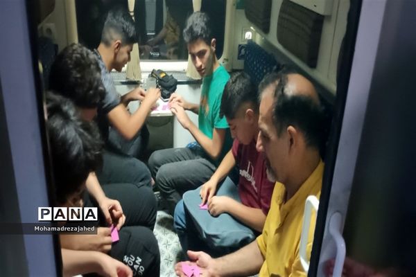 اعزام ۵۵ ‌دانش‌آموز دبیرستان تمام تشکیلاتی شیخ انصاری دزفول به اردوی زیارتی، تربیتی و سیاحتی مشهد مقدس