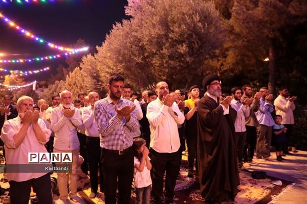 جشن تولد نمادین شهید‌آرمان علی‌وردی