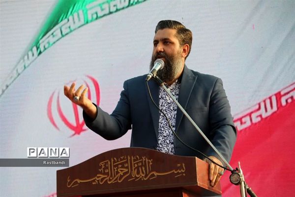 جشن تولد نمادین شهید‌آرمان علی‌وردی