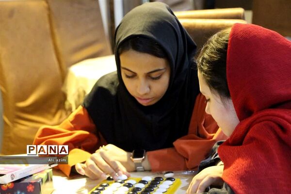 برگزاری مسابقات مرحله استانی بازی‌های فکری رشته اتللو سازمان دانش‌آموزی استان یزد