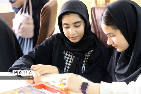 برگزاری مسابقات مرحله استانی بازی‌های فکری رشته اتللو سازمان دانش‌آموزی استان یزد