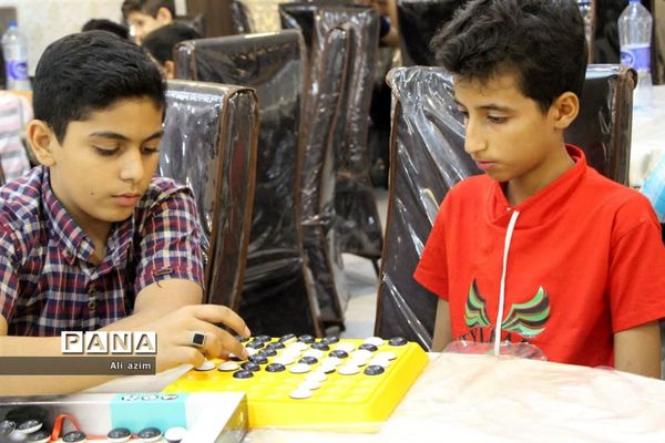 برگزاری مسابقات مرحله استانی بازی‌های فکری رشته اتللو سازمان دانش‌آموزی استان یزد