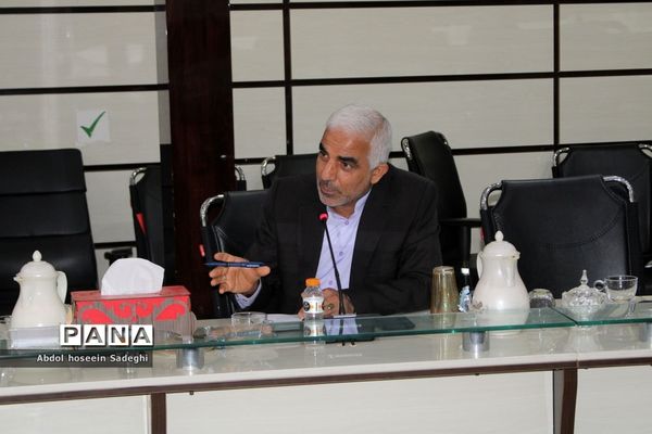 جلسه کار‌گروه توسعه مدیریت آموزش و پرورش استان بوشهر