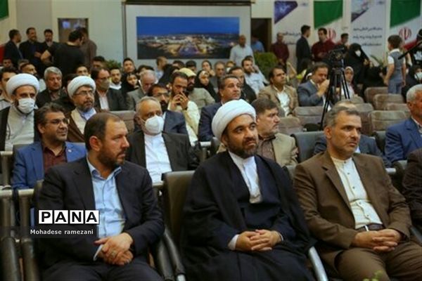 بازدید جمعی از مسئولان کشوری و استانی از اولین نمایشگاه تخصصی خانواده (مهرانه)