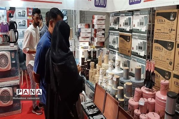 بازدید جمعی از مسئولان کشوری و استانی از اولین نمایشگاه تخصصی خانواده (مهرانه)