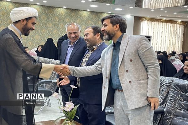 برگزاری مراسم تجلیل از برگزیدگان دختر جشنواره قرآن‌‌ و فرهنگی هنری در کاشمر