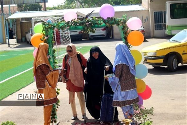 استقبال از شرکت‌کنندگان در مسابقات قرآنی و ورزشی‌ کارکنان آموزش و پرورش استثنایی