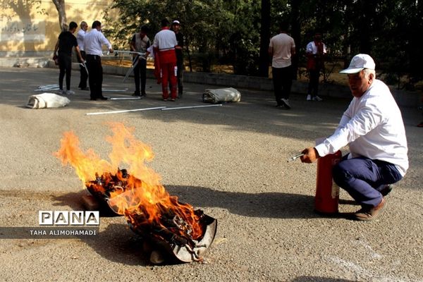 اختتامیه اولین گروه اردو‌ی پسران یاورمربیان سازمان دانش‌آموزی شهرستان‌‌های استان تهران
