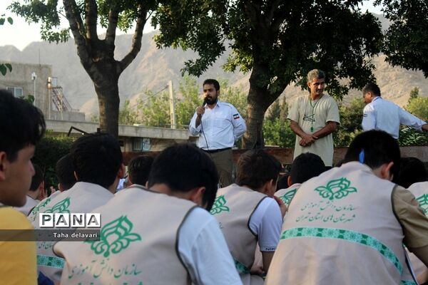 مسابقات طناب‌کشی در اردوی یاورمربیان سازمان دانش‌آموزی شهرستان‌های تهران