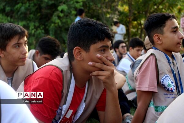 مسابقات طناب‌کشی در اردوی یاورمربیان سازمان دانش‌آموزی شهرستان‌های تهران