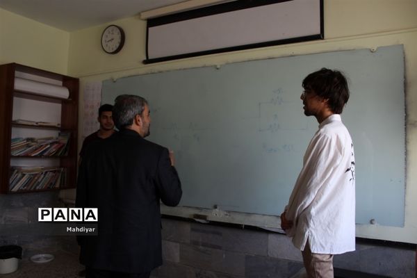 بازدید مدیرکل آموزش و پرورش شهرستان‌های تهران  از پایگاه‌های اوقات فراغت شهر جوادآباد