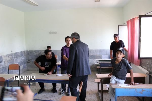 بازدید مدیرکل آموزش و پرورش شهرستان‌های تهران  از پایگاه‌های اوقات فراغت شهر جوادآباد