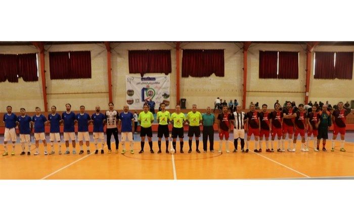 مقام سومی فرهنگیان فوتسالیست زنجانی در مسابقات کشوری