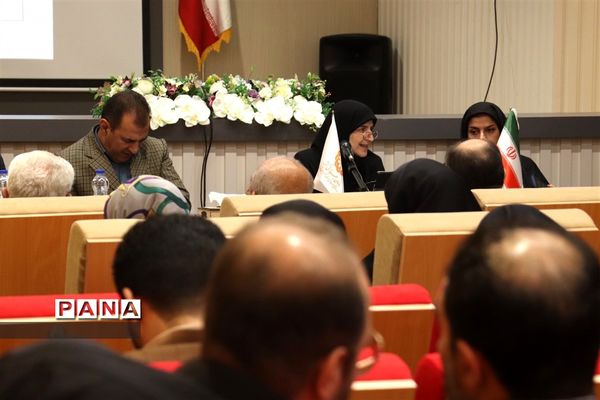 نشست خبری مدیرکل بهزیستی آذربایجان شرقی