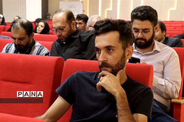 نشست خبری مدیرکل بهزیستی آذربایجان شرقی