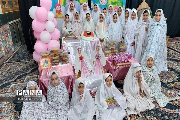 برگزاری جشن مخاطب خدای بزرگ و مهربان در شهرستان قرچک