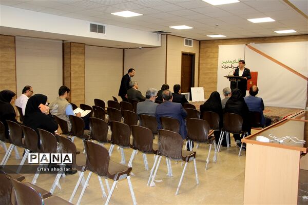 نشست خبری مدیرکل بهزیستی استان یزد به‌مناسبت هفته بهزیستی