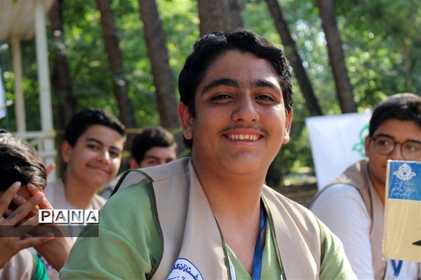 اجرای طرح لبخند ‌در اردوی استانی یاورمربیان پیشتاز