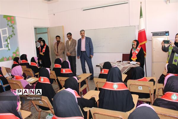 بازدید معاون ‌سازمان دانش‌آموزی‌ از پایگاه‌های اوقات فراغت سازمان دانش‌آموزی -2