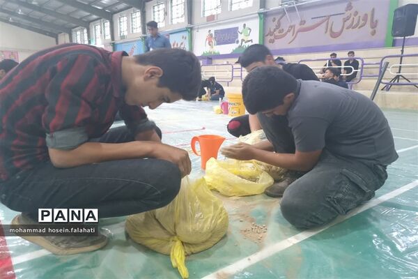 کسب مقام دومی دانش‌آموزان مروستی در مسابقات استانی سازه‌های خشتی
