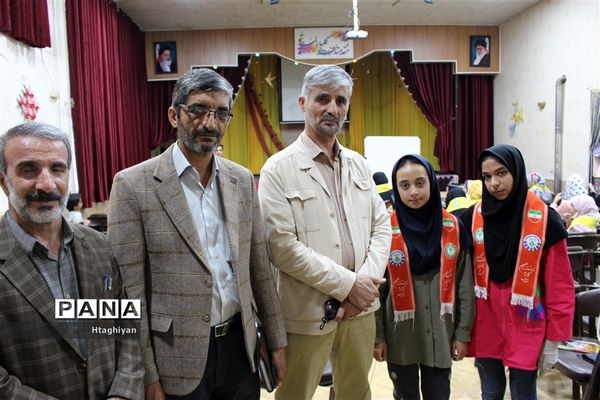 بازدیدمعاون فعالیت‌های دانش‌آموزی سازمان دانش‌آموزی کشور از پایگاه های اوقات فراغت سازمان دانش آموزی استان اصفهان