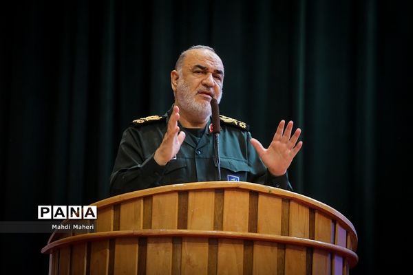 اختتامیه نمایشگاه تخصصی عملکرد و پیشرفت و محلات مردم سالار