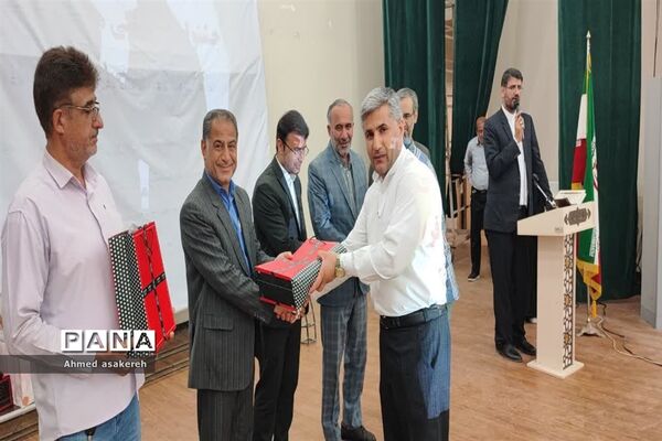 همایش  تقدیر از برگزیدگان چهل‌و‌یکمین جشنواره ‌امید فردا و فعالان حوزه سلامت در شادگان
