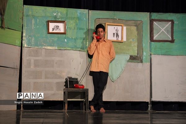 نمایش کمدی اعزام از پامنار در اسلامشهر