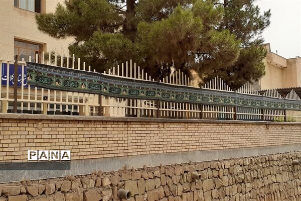 سیاه‌پوشی محیط اداری آموزش و پرورش شهرستان کلات در آستانه فرا رسیدن ماه محرم