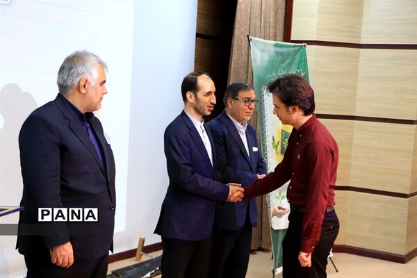 تقدیر از منتخبان جشنواره تدریس برتر