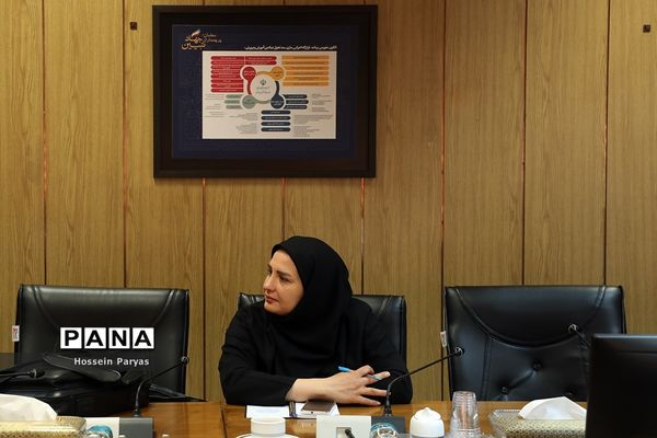 دیدار جمعی از خیرین سلامت کشور با وزیر آموزش و پرورش