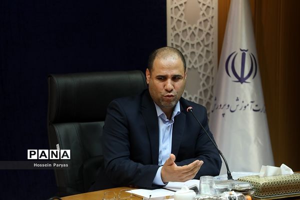 دیدار جمعی از خیرین سلامت کشور با وزیر آموزش و پرورش