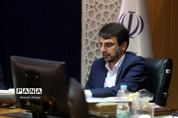 دیدار جمعی از خیرین سلامت کشور با وزیر آموزش و پرورش