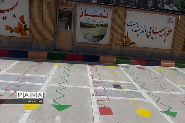 بازدید معاون آموزشی شهرستان کلات از پایگاه ثابت برگزاری دوره کارورزی، کارآموزی هنرستان حضرت معصومه(س)