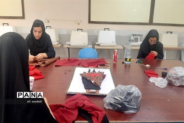بازدید معاون آموزشی شهرستان کلات از پایگاه ثابت برگزاری دوره کارورزی، کارآموزی هنرستان حضرت معصومه(س)