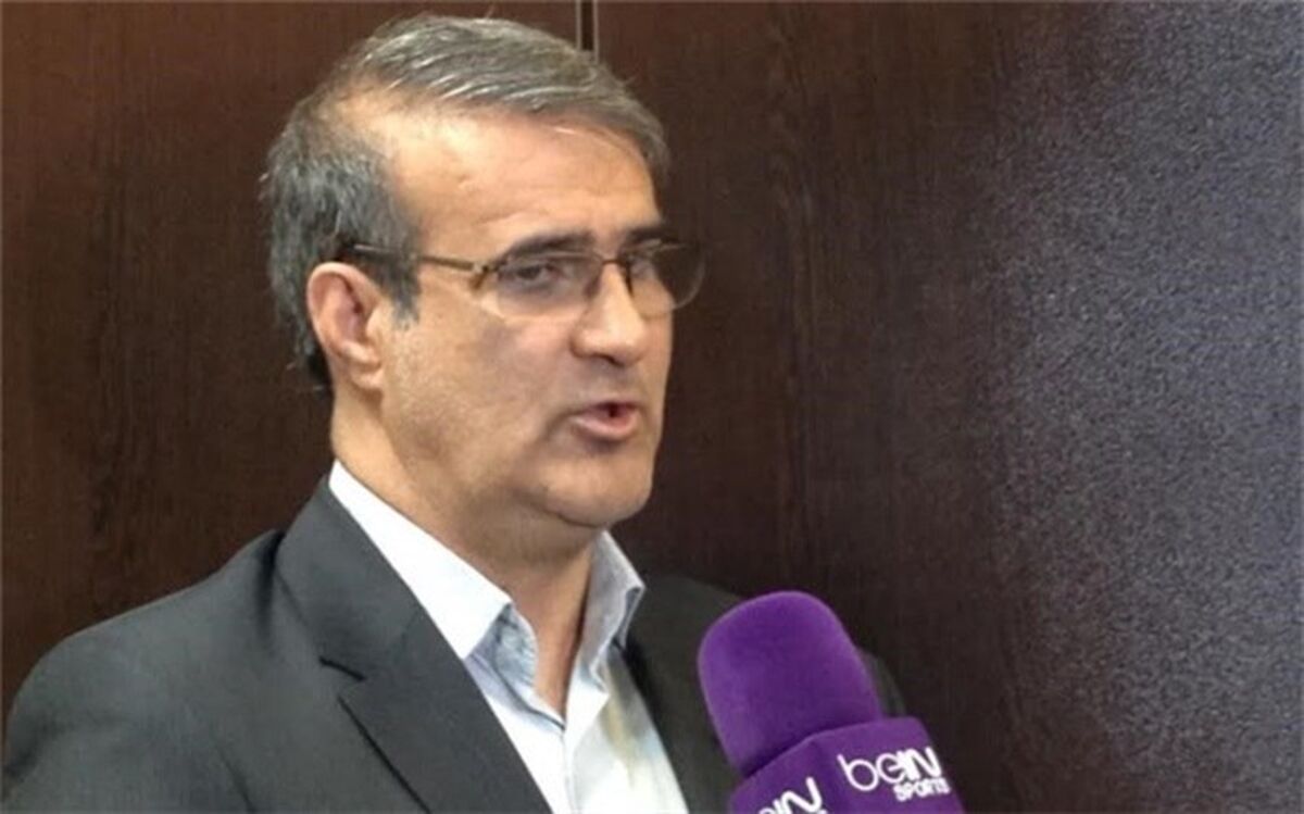 قنبرزاده: برخی دلالان ‌۴٠، ۵٠ بازیکن را تحت پوشش دارند