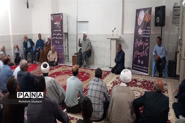 نشست با روحانیون و مداحان ومسئولان هیات مذهبی در امامزاده سید محمد(ع) در کاشمر