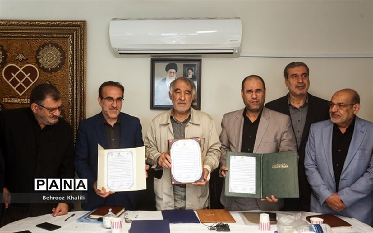 کارهای بزرگ را باید از مدارس شروع کرد