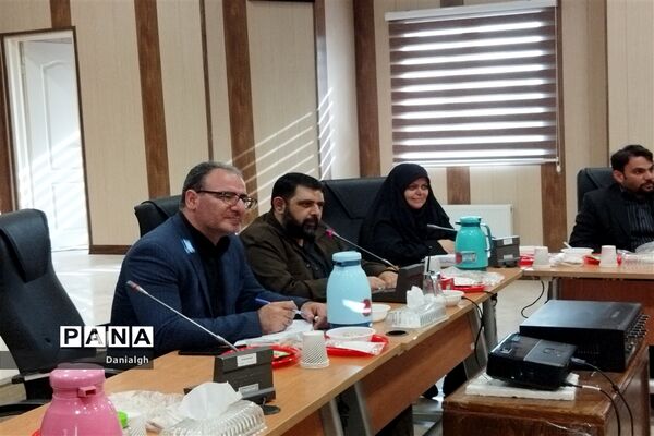 جلسه هماهنگی برنامه احلی من العسل