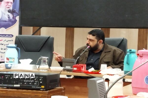 جلسه هماهنگی برنامه احلی من العسل