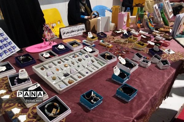 حضور پرشور دانش‌آموزان و بانوان فرهنگی در رویداد سما