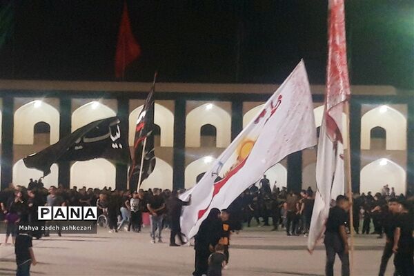 عزاداری کاروان منادیان محرم شهرستان اشکذر به‌مناسبت ماه محرم