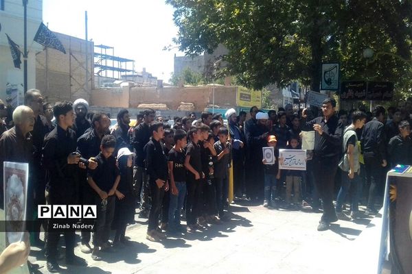 اجتماع بزرگ دانش‌آموزی عاشقان قرآن در کاشمر